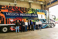 Team members from PSI and Trailer Dynamics after contract signing in Eschweiler.